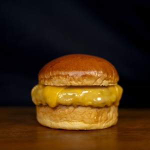 HAMBURGUESA CON QUESO