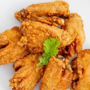 82 ALITAS DE POLLO